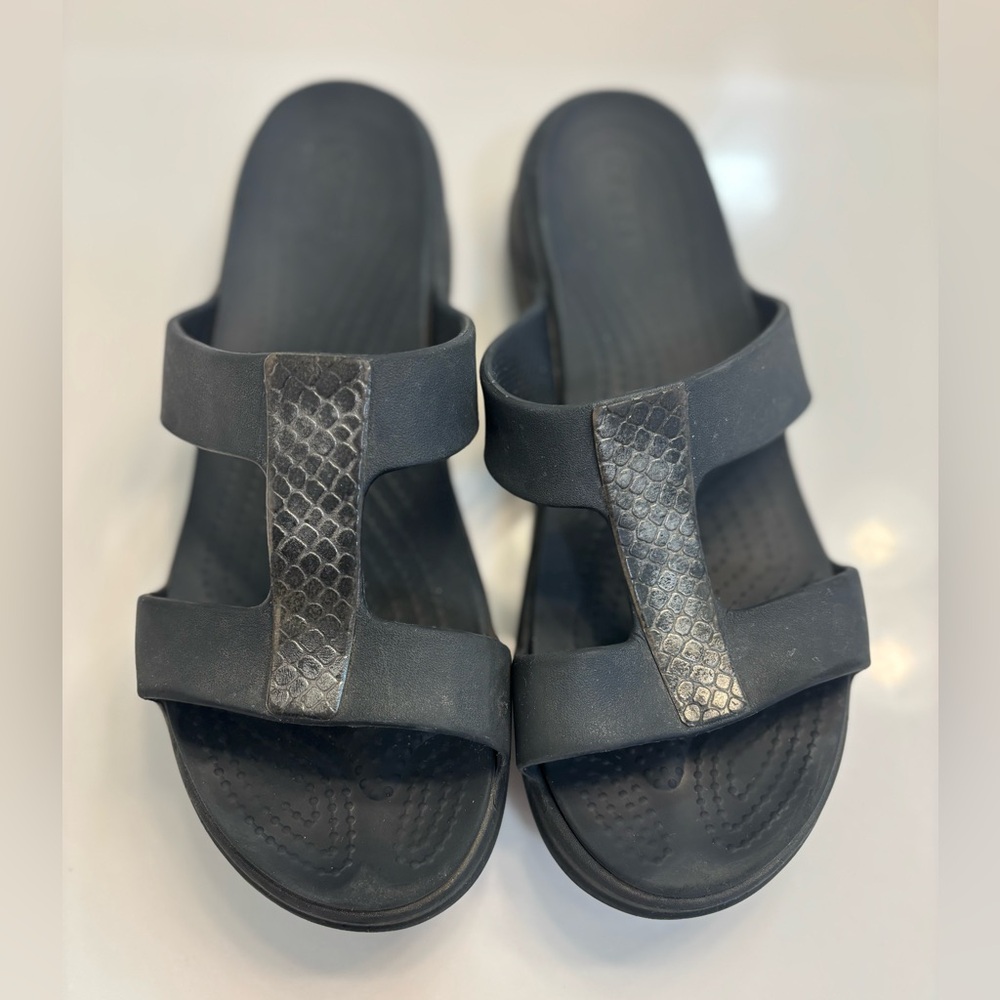 CROCS Black Monterey Slip-In Wedge Sandals with Black Metallic Stripe, 10W